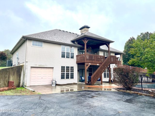 10917 Gum Road, Carthage, MO 64836