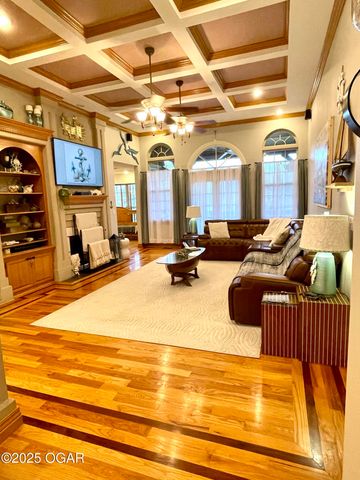 10917 Gum Road, Carthage, MO 64836