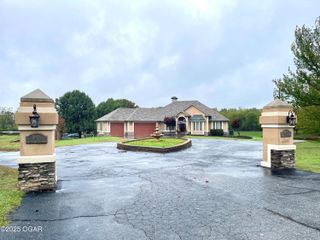 10917 Gum Road, Carthage, MO 64836