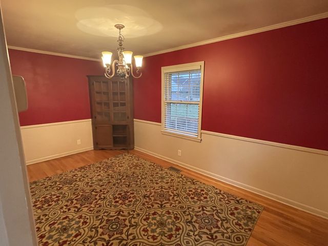 1814 Avon Rd, Murfreesboro, TN 37129