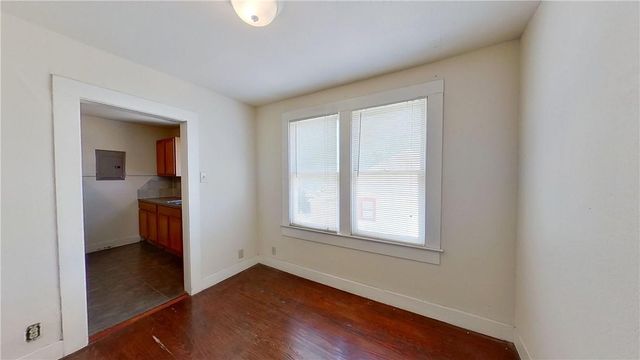 1607 S Austin Ave D, Georgetown, TX 78626