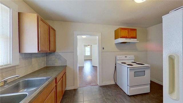 1607 S Austin Ave D, Georgetown, TX 78626