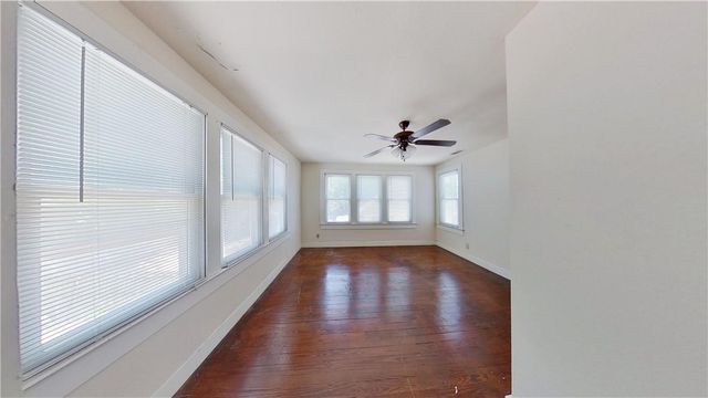 1607 S Austin Ave D, Georgetown, TX 78626