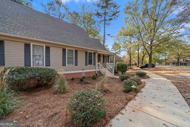 1031A Marina Cove Lane, Greensboro, GA 30642