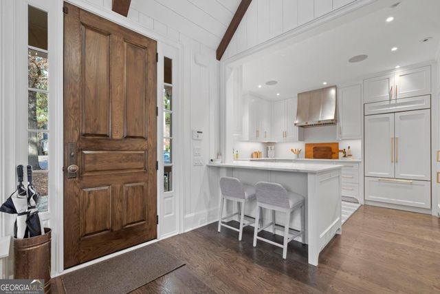 1031A Marina Cove Lane, Greensboro, GA 30642