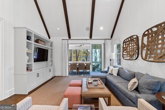 1031A Marina Cove Lane, Greensboro, GA 30642