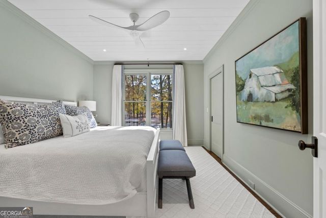 1031A Marina Cove Lane, Greensboro, GA 30642