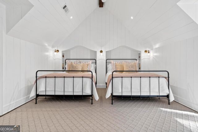 1031A Marina Cove Lane, Greensboro, GA 30642