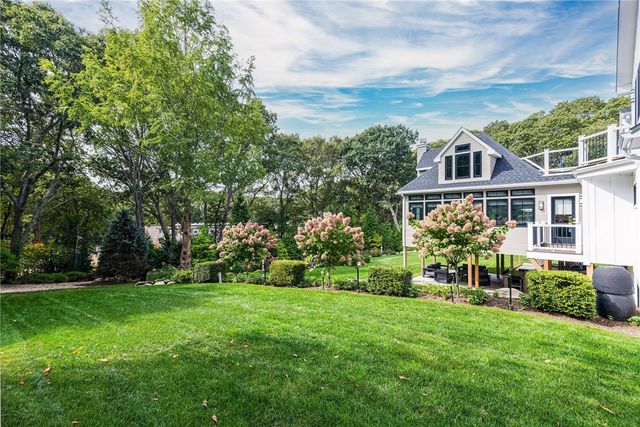 33 Stuart Street, Westerly, RI 02891