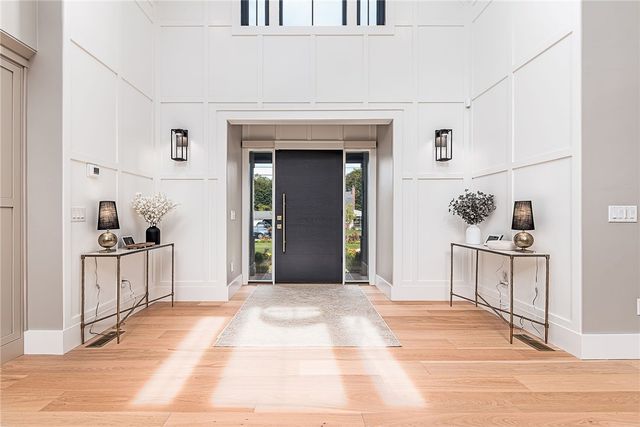 33 Stuart Street, Westerly, RI 02891