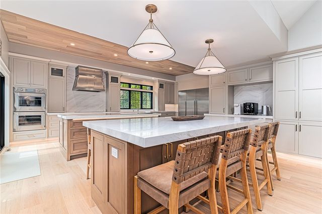 33 Stuart Street, Westerly, RI 02891