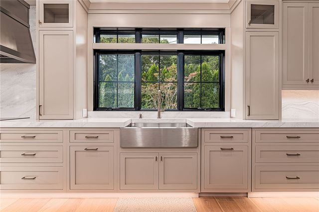 33 Stuart Street, Westerly, RI 02891