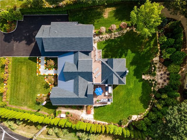 33 Stuart Street, Westerly, RI 02891