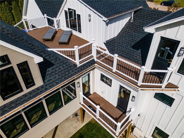 33 Stuart Street, Westerly, RI 02891