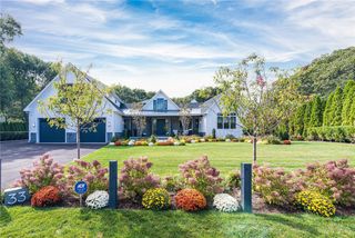 33 Stuart Street, Westerly, RI 02891