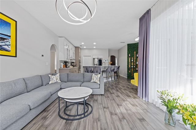 7770 GLYNDE HILL DRIVE, Orlando, FL 32835