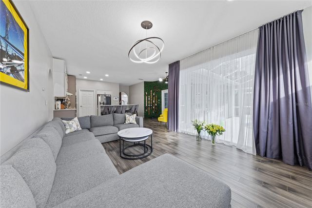 7770 GLYNDE HILL DRIVE, Orlando, FL 32835