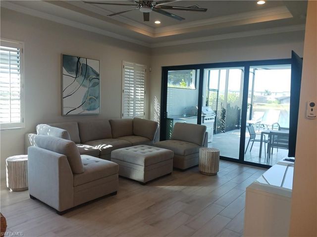 14605 Kingfisher LOOP, Naples, FL 34120