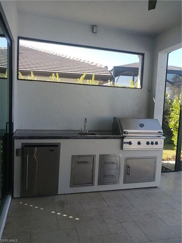 14605 Kingfisher LOOP, Naples, FL 34120