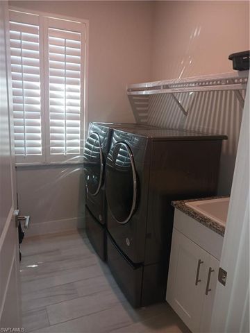 14605 Kingfisher LOOP, Naples, FL 34120