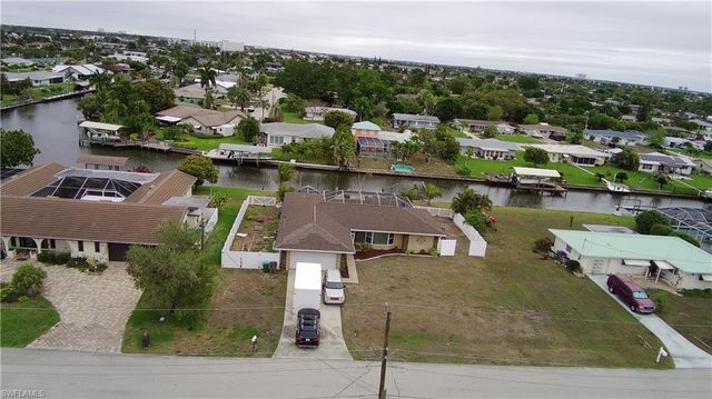 5255 Tiffany CT, Cape Coral, FL 33904