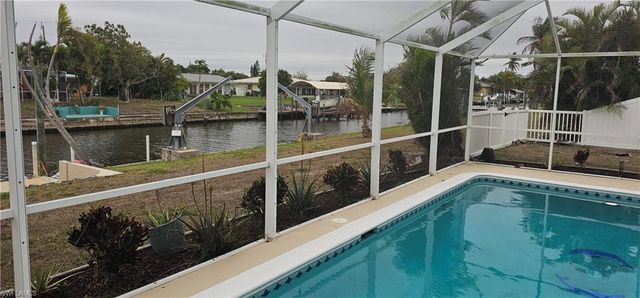 5255 Tiffany CT, Cape Coral, FL 33904