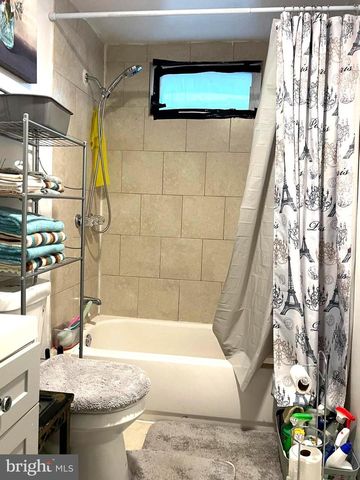 5413 N FRONT ST, Philadelphia, PA 19120