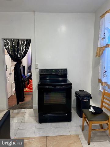 5413 N FRONT ST, Philadelphia, PA 19120