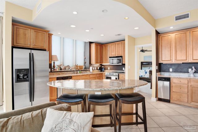 1940 W Beach Blvd 201, Gulf Shores, AL 36542