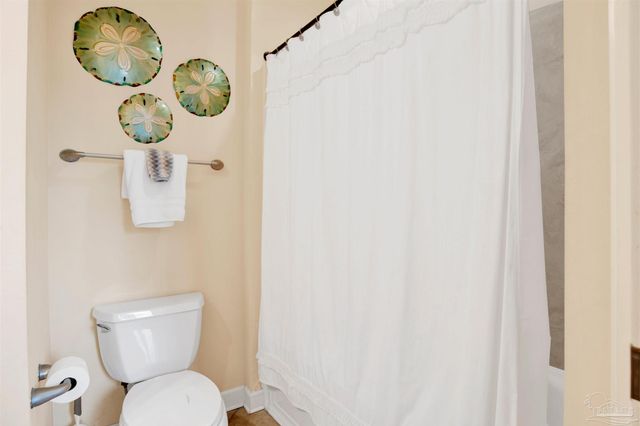 1940 W Beach Blvd 201, Gulf Shores, AL 36542