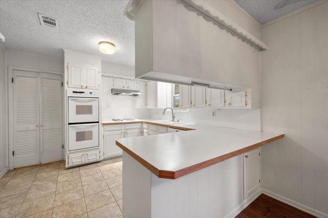 912 Northwood Boulevard, Corsicana, TX 75110