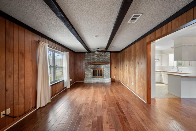 912 Northwood Boulevard, Corsicana, TX 75110