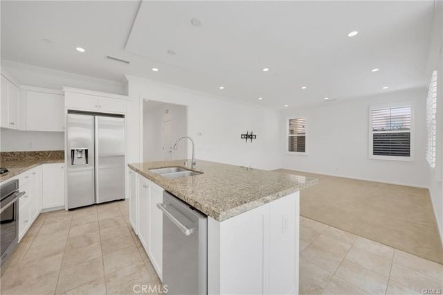 126 Gulfstream, Irvine, CA 92620