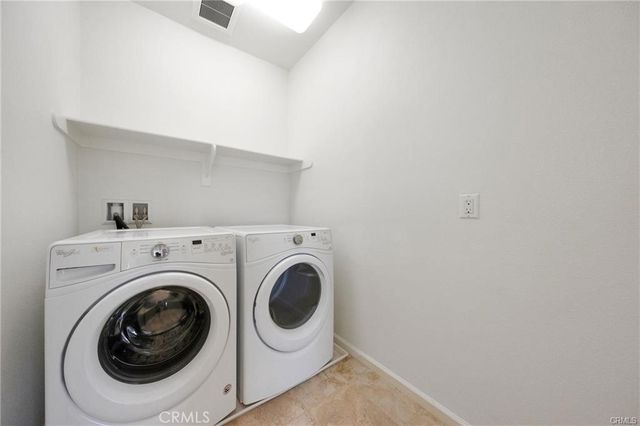 126 Gulfstream, Irvine, CA 92620