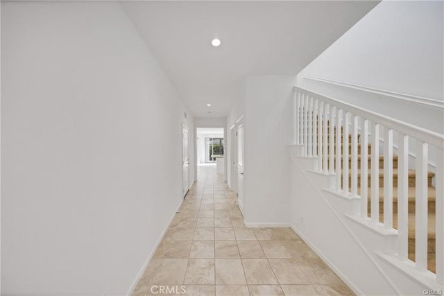 126 Gulfstream, Irvine, CA 92620