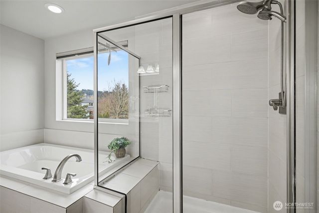 207 Fielding Street NE, Orting, WA 98360