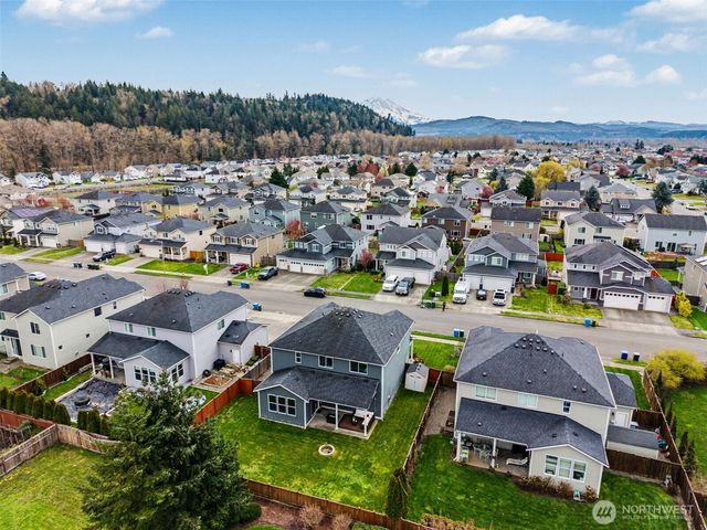 207 Fielding Street NE, Orting, WA 98360