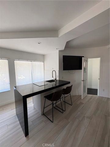 10051 Westwanda Drive, Beverly Hills, CA 90210