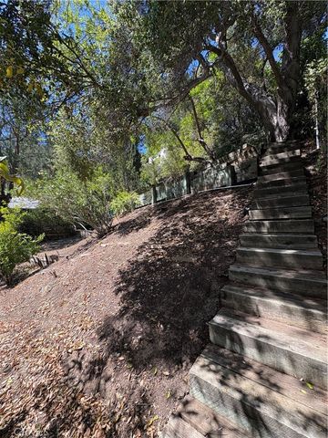 10051 Westwanda Drive, Beverly Hills, CA 90210