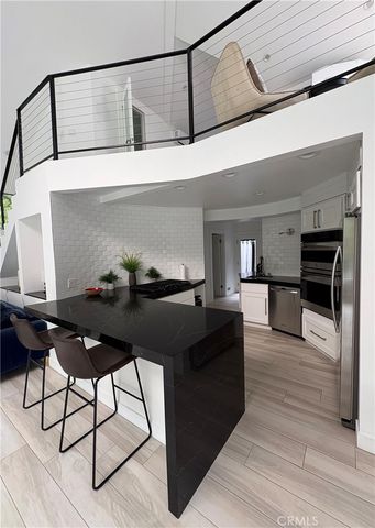 10051 Westwanda Drive, Beverly Hills, CA 90210