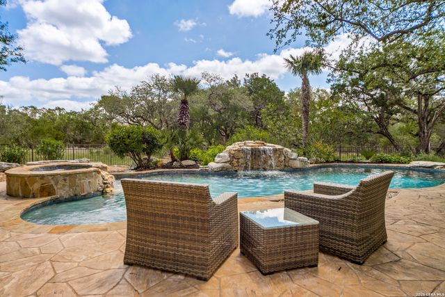 107 Riverwalk, Boerne, TX 78006