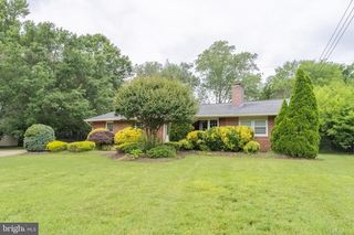 5008 TREETOP LANE, Alexandria, VA 22310