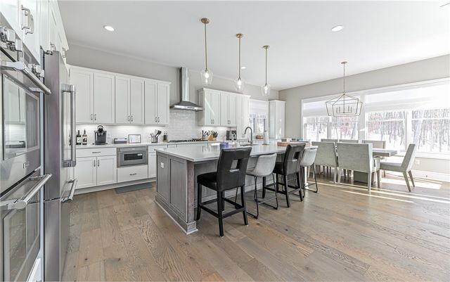 307 Azalea Ln, Marshall, PA 15090