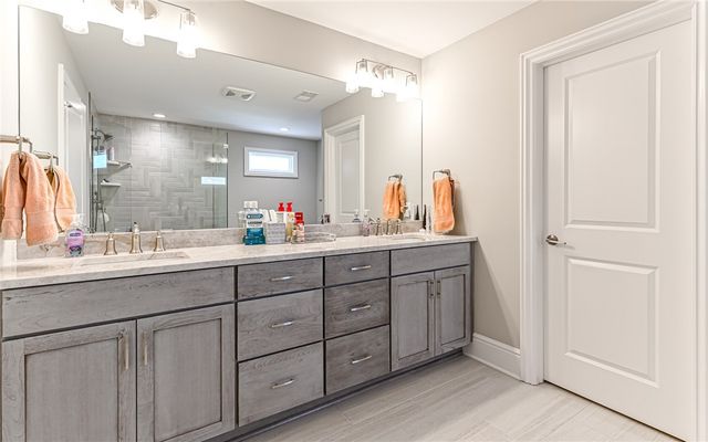 307 Azalea Ln, Marshall, PA 15090