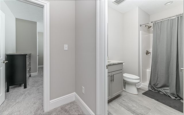 307 Azalea Ln, Marshall, PA 15090