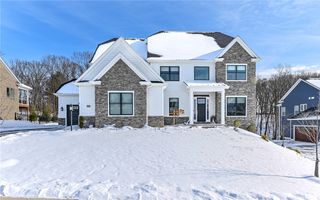 307 Azalea Ln, Marshall, PA 15090