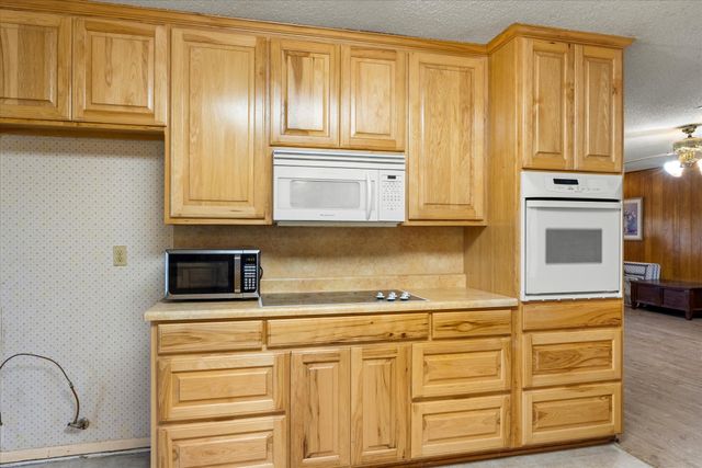 501 Moonlight Trail, Stephenville, TX 76401