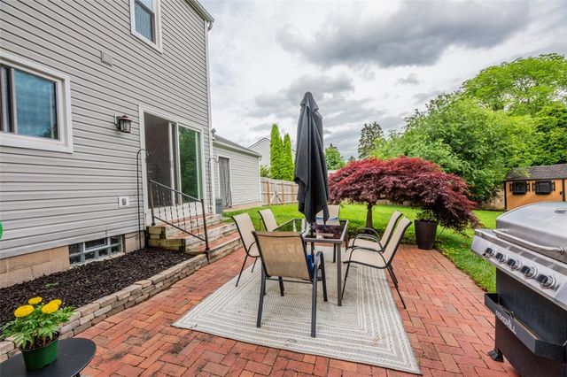10 Constitution Circle, Chili, NY 14624