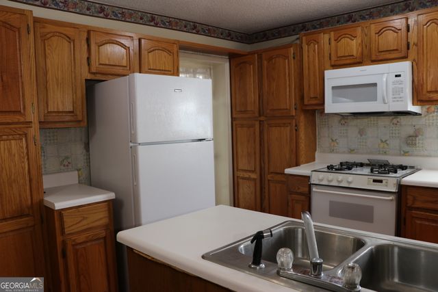 6791 Highway 114, Lyerly, GA 30730