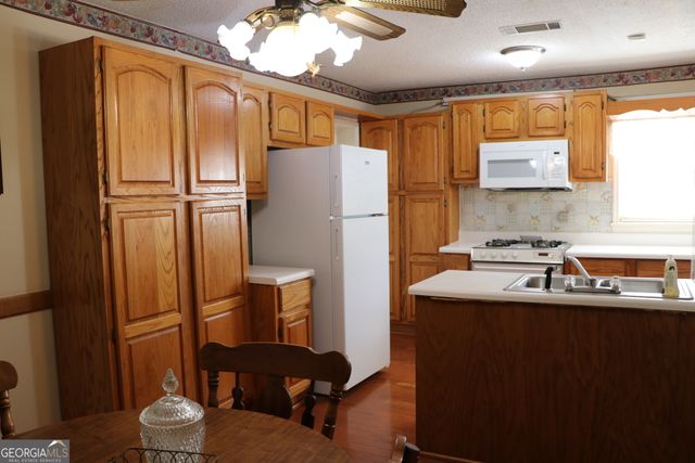 6791 Highway 114, Lyerly, GA 30730